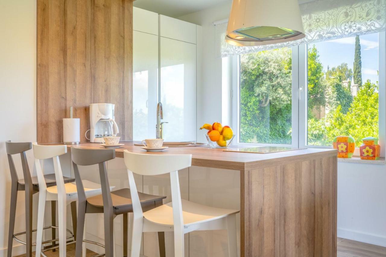 Mary Ann Apartment 2 챠브타트 외부 사진
