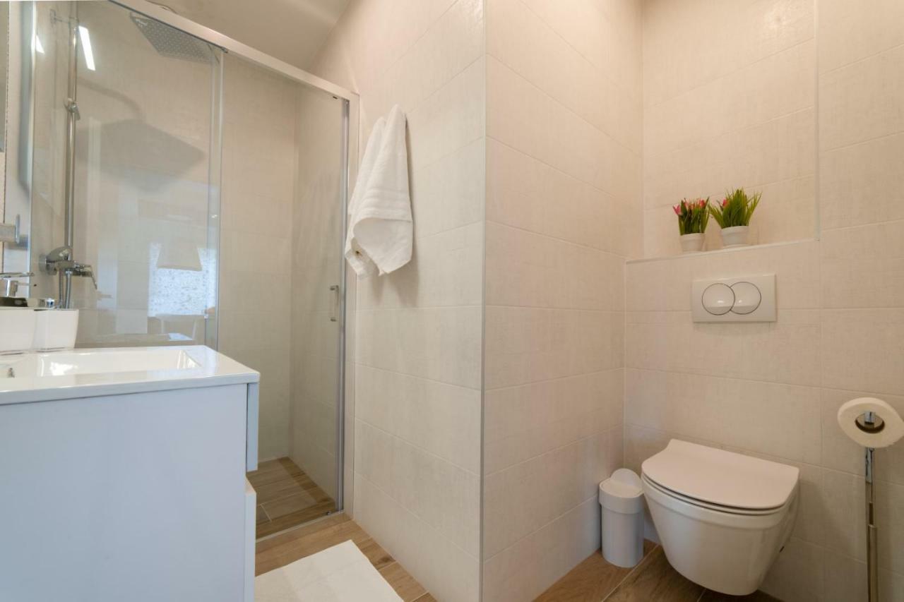 Mary Ann Apartment 2 챠브타트 외부 사진