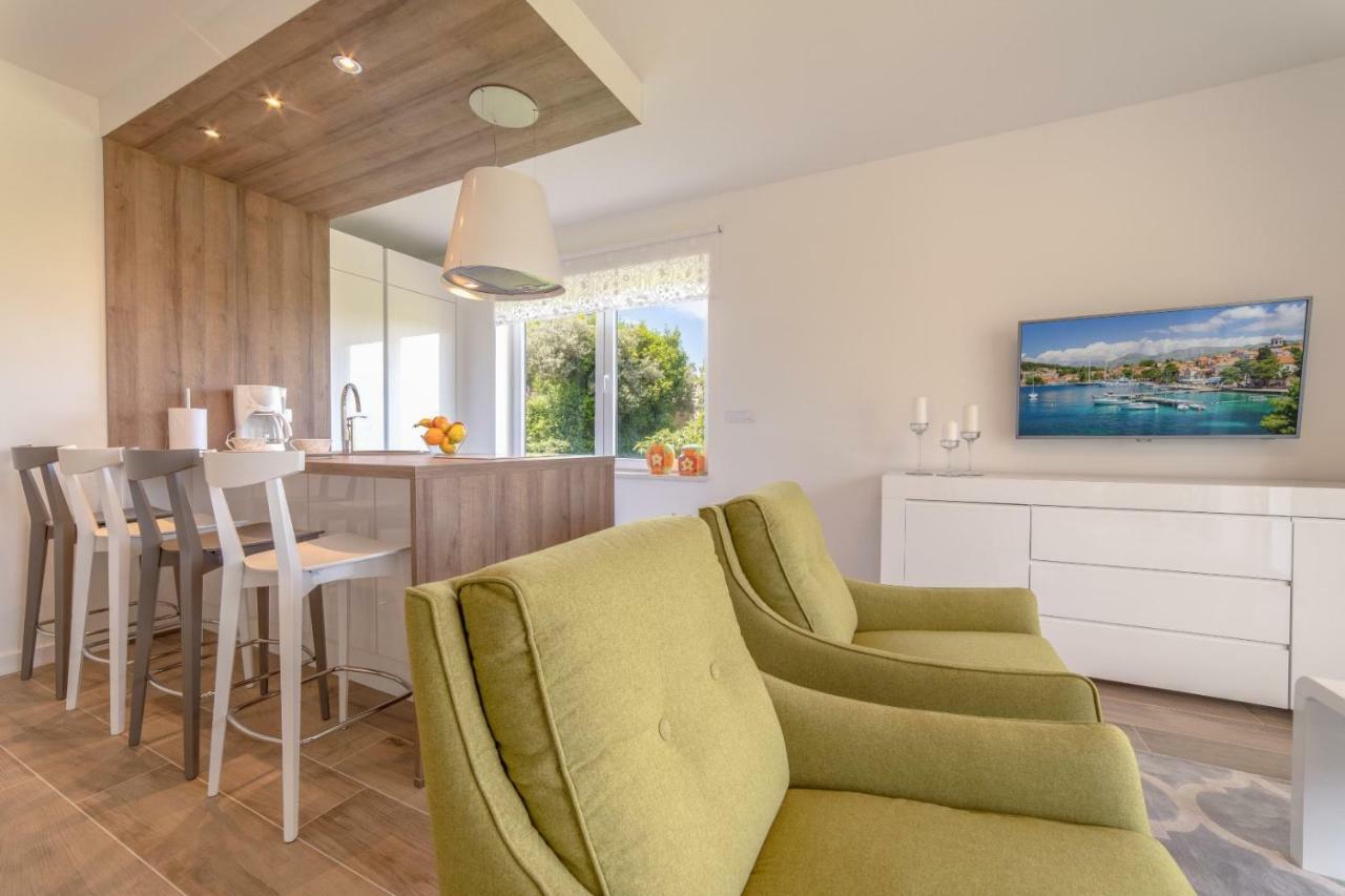Mary Ann Apartment 2 챠브타트 외부 사진